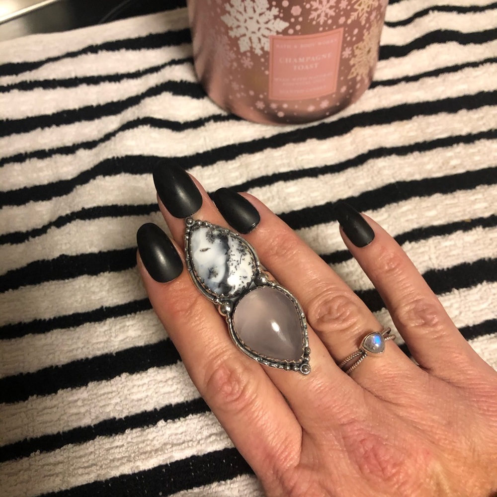 New dendritic opal rose quartz crawler